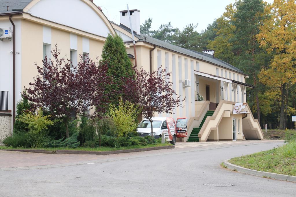 Hotel Lachowka Krepiec المظهر الخارجي الصورة